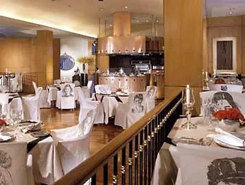 Hotel The Peninsula Manila Makati City