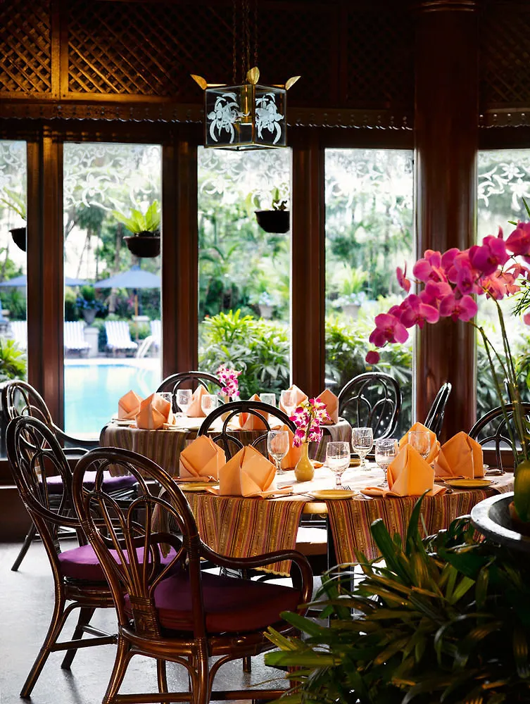 *****  The Peninsula Manila Hotel Makati City Philippines
